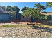 VENDO TERRENO EN LOS LAURELES