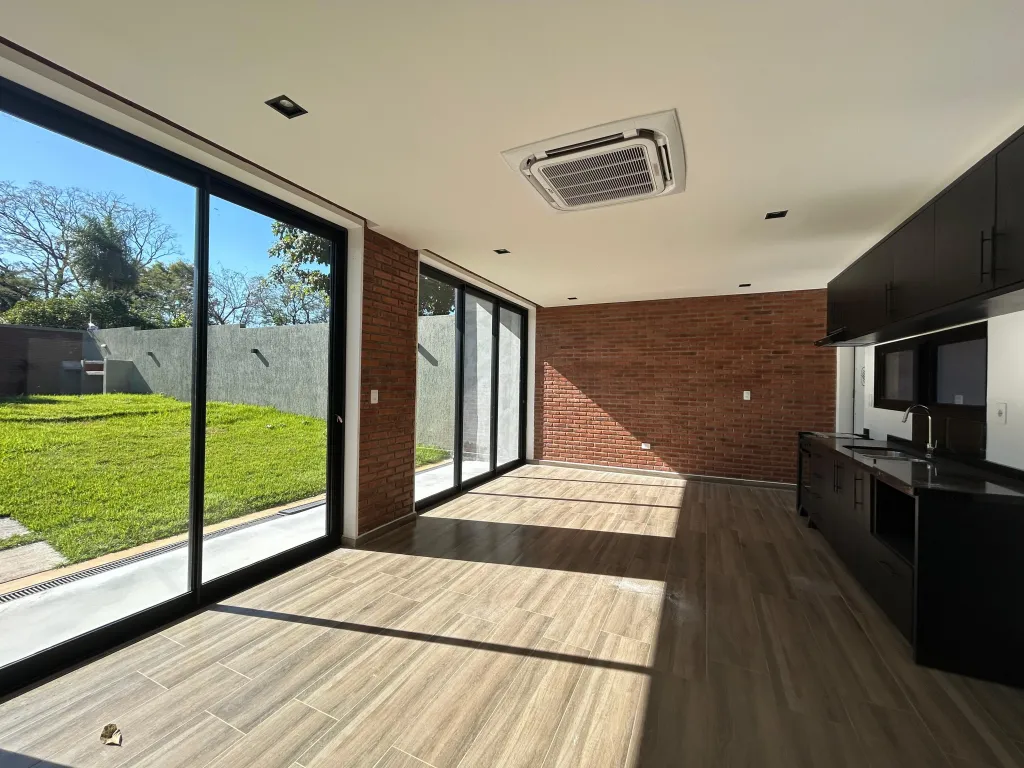 En venta duplex con amplio jardin, Encarnacion — foto 2