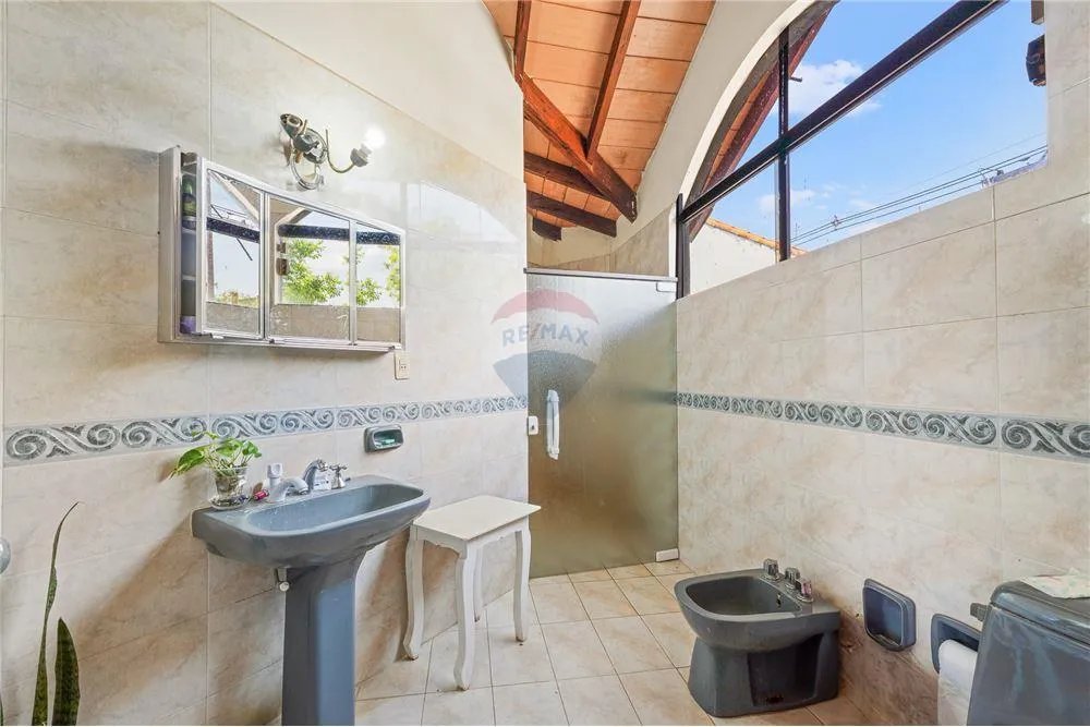 En Venta Residencia Zona Laguna Grande — foto 3