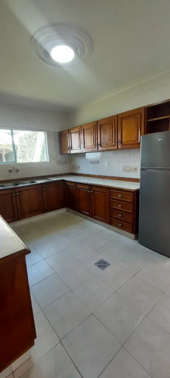 Alquilo o Vendo Casa en Asunción Barrio Manora — foto 3