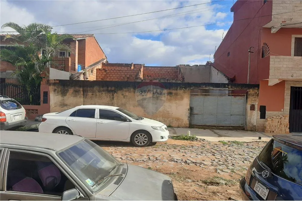 En Venta Terreno con construcción Barrio Obrero — foto 2