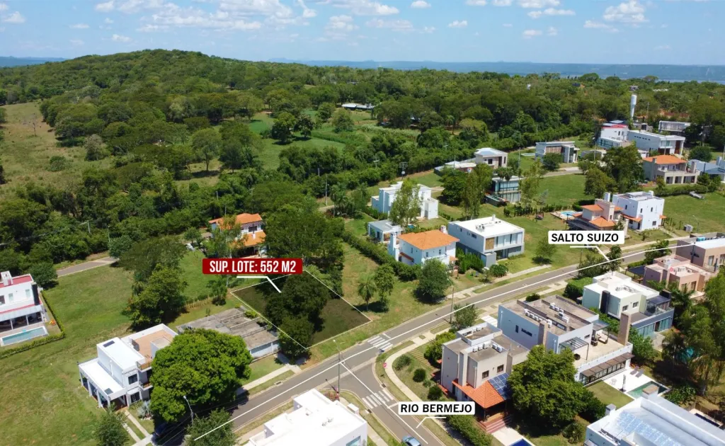 EN VENTA TERRENO EN EL EXCLUSIVO CONDOMINIO CERRADO AQUA VILLAGE — foto 3