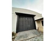 EN ALQUILER DEPOSITO CON OFICINA FDO DE LA MORA