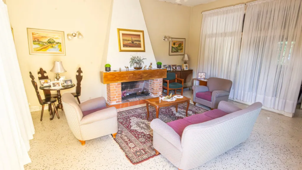 VENDO CASA EN SAJONIA!! — foto 2