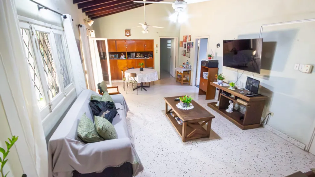 VENDO CASA EN SAJONIA!! — foto 3