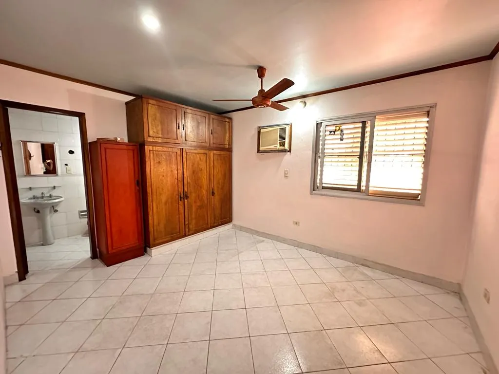 Vendo HERMOSA Residencia en Barrio Recoleta — foto 2