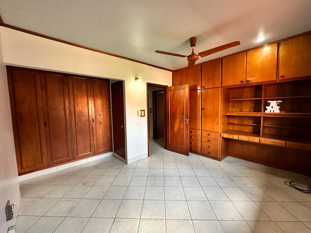 Vendo HERMOSA Residencia en Barrio Recoleta — foto 3