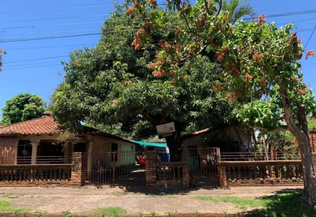 VENDO Terreno con construcción a demoler en Villa Aurelia - Asunción — photo 2