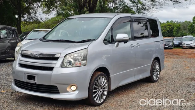 Toyota Noah 2008 — foto 3