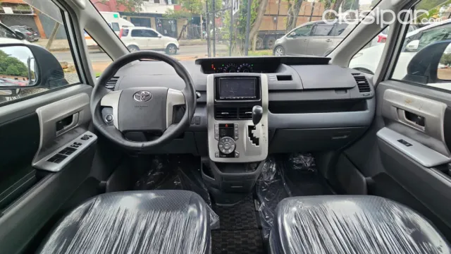 Toyota Noah 2008 — foto 5