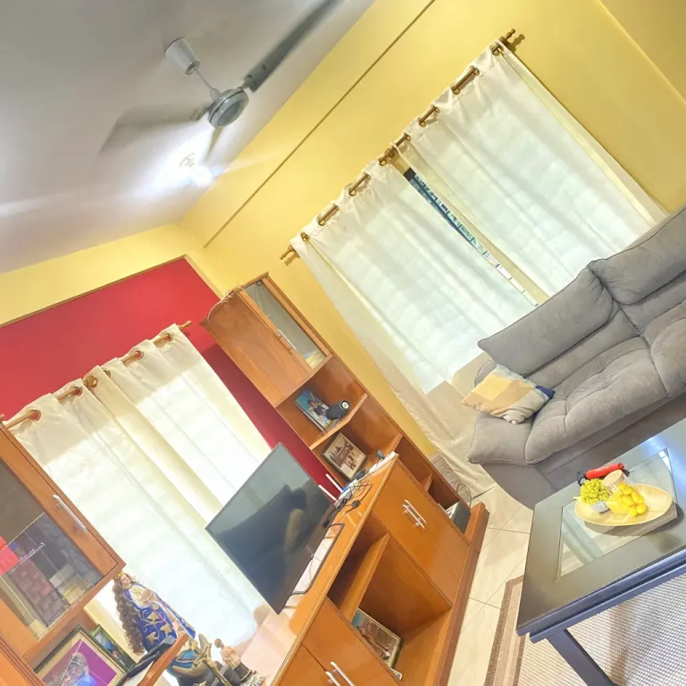 VENDO AMPLIA CASA 3 DORMITORIOS EN CAACUPE — foto 2