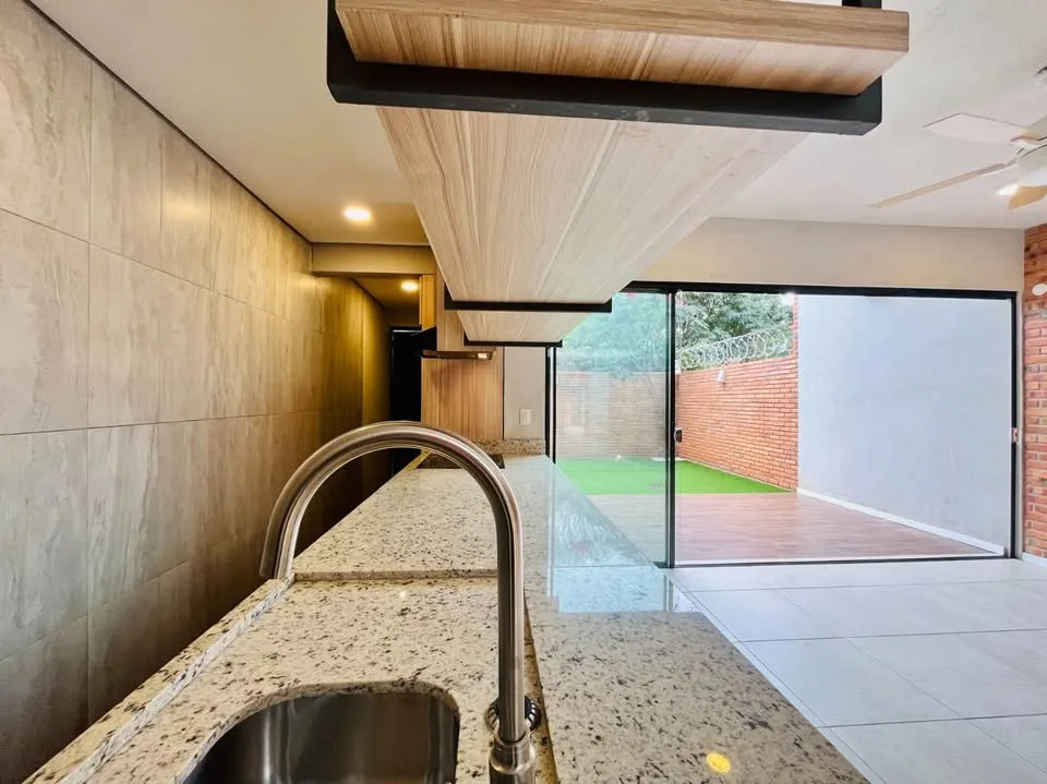 Alquilo dúplex a estrenar en Luque, zona Conmebol, Cod 5953 — foto 2