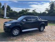 Vendo Toyota hilux 2014 Srv