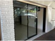 Alquilo Local Comercial en Villa Morra zona Casa Rica a metros de la Avda España de Asunci