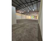 Alquilo Tinglado de 348 m2 en Villa Eliza zona Zavalas Cue a 1 cuadra de Acceso Sur