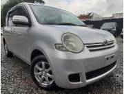 TOYOTA SIENTA AÑO 2007 RECIÉN IMPORTADO MOTOR 1.5 FULL EQUIPO FINANCIO.