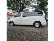 VENDO HYUNDAI GRAN STAREX H1 PASAJEROO2017 DIESEL AUTOMÁTICO RECIEN IMPORTADO SIN USO