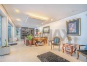 Vendo Lujosa Residencia en Lambare