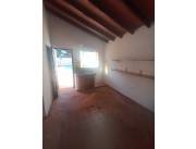 ALQUILO CHALET EN LUQUE ZONA GARDEN CLUB CÓD. 3947