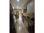 Alquilo casa pareada en Lambare!