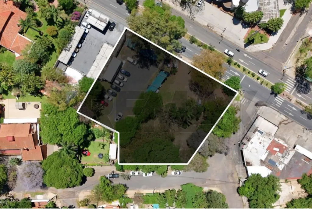 Vendo Terreno en Asuncion sobre Avenida Mariscal Lopez — foto 2
