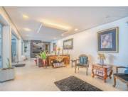 Vendo Lujosa Residencia en Lambare