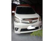 Toyota Noah 2012