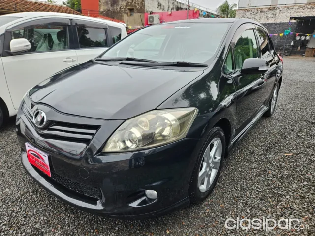 Toyota Auris 2010 - foto 2