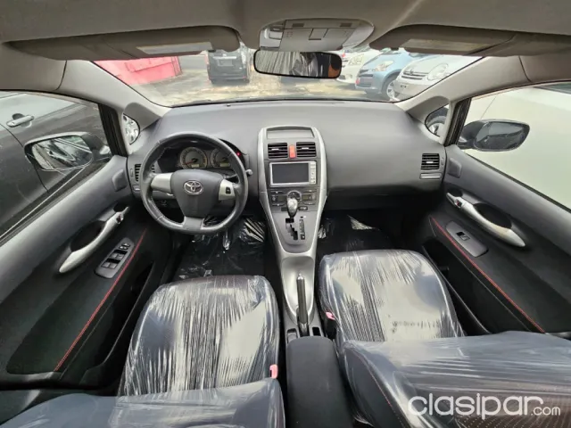 Toyota Auris 2010 — foto 7