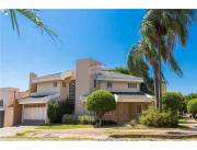 VENDO CASA EN BARRIO NAZARETH ASUNCION