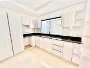 VENDO DUPLEX EN LUQUE ZONA CONMEBOL COD 2362