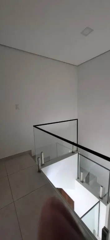 VENDO DUPLEX MODERNO 3 DORMITORIOS EN LOMA MERLO LUQUE — foto 3