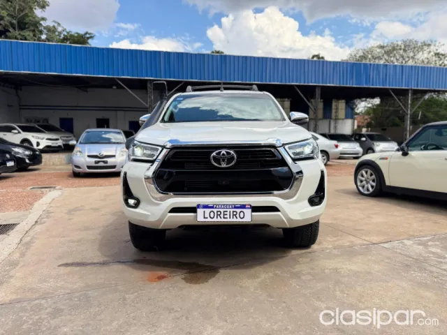 Toyota Hilux 2023 — foto 3