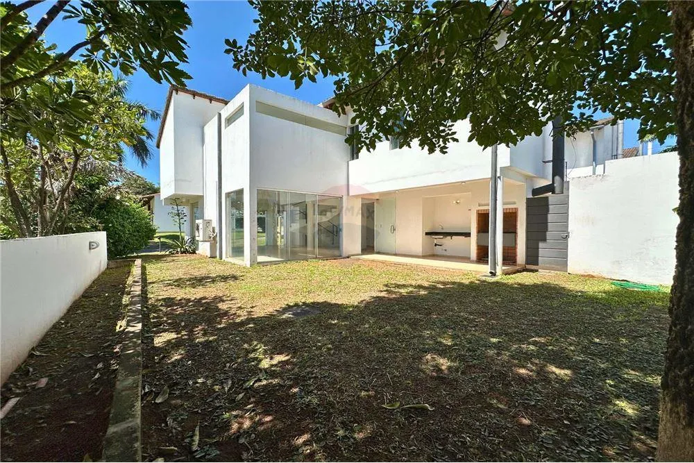 Amplia Residencia en Condominio ALTERRA (Luque) — foto 2