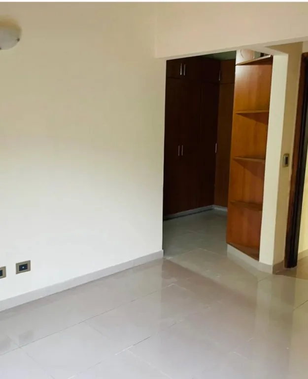 Alquilo Dúplex en zona Los Laureles Para vivienda COD 3818 — Foto 3
