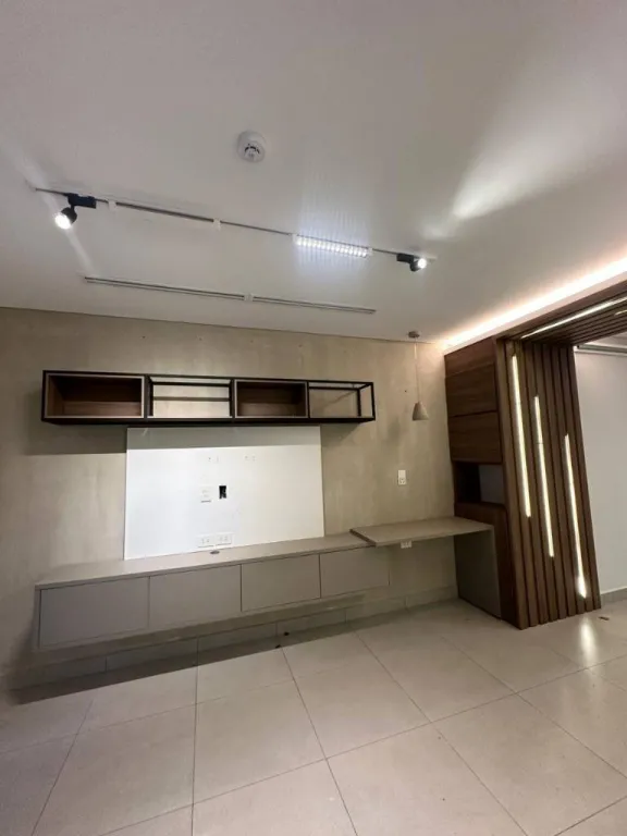 VENDO DEPARTAMENTO SEMI AMOBLADO DE 2 DORMITORIOS EN LUQUE, ZONA CIT — foto 2
