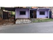 VENDO TERRENO EN FERNANDO DE LA MORA ZONA SUR