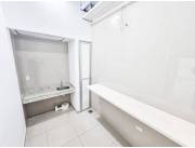 ALQUILO OFICINA CORPORATIVA SOBRE AVDA. RCA. ARGENTINA