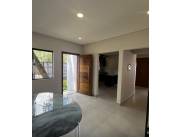 VENDO CASA EN BARRIO CERRADO DE LUQUE COD 5927