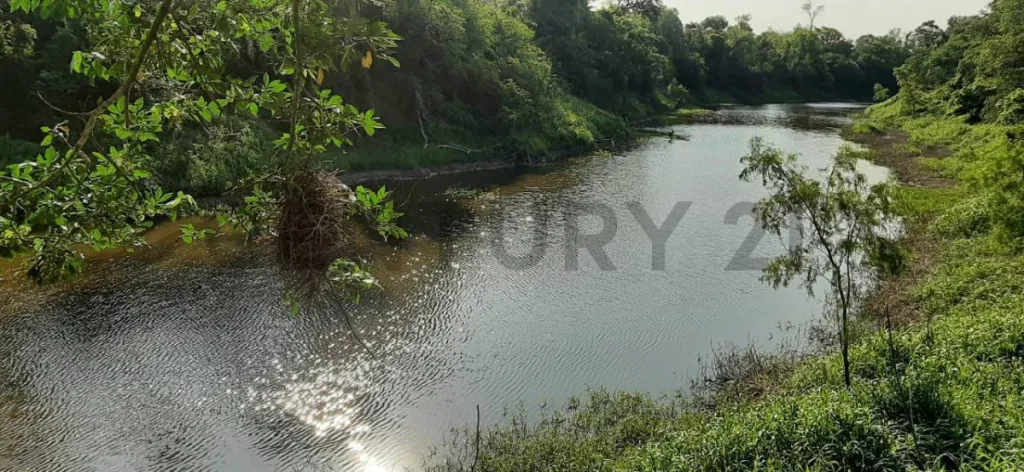 EN VENTA HERMOSA PROPIEDAD EN VILLA HAYES — foto 3