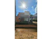 VENDO DUPLEX AMOBLADO 3 DORMITORIOS EN CONDOMINIO CERRADO VILLA AURELIA ASUNCION