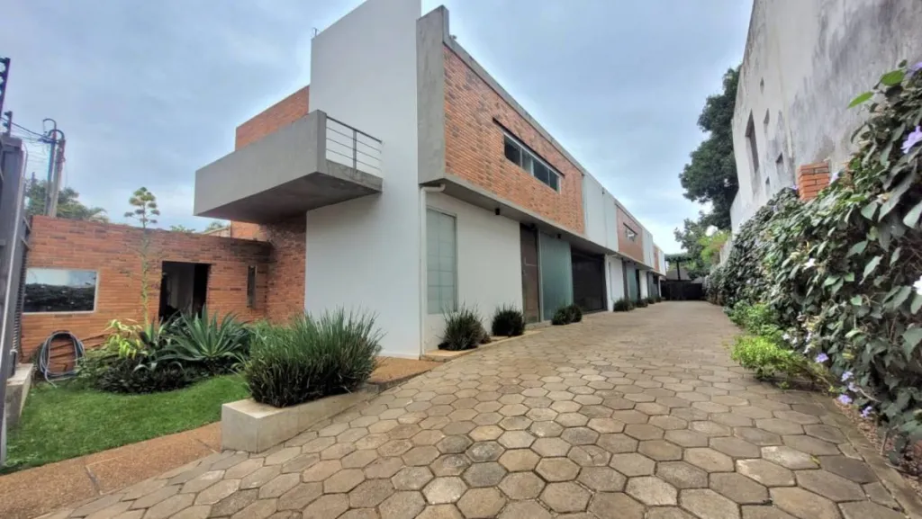 VENDO DUPLEX AMOBLADO 3 DORMITORIOS EN CONDOMINIO CERRADO VILLA AURELIA ASUNCION — foto 2