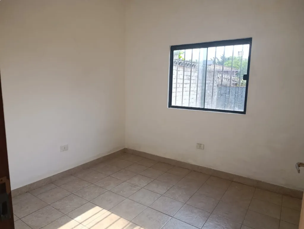 ALQUILO CASA EN ASUNCION SAN VICENTE COD 1476 — foto 3