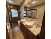 En Venta Hermosa Residencia de 4 dormitorios, Barrio Virgen del Huerto