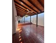 Vendo casa de 3 dormitorios Sajonia - Asuncion (Z/ Sanatorio Español)