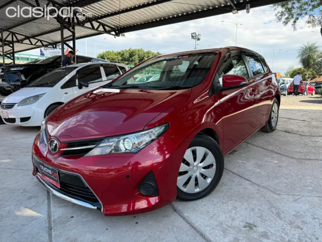 Toyota New Auris 2013 - foto 2