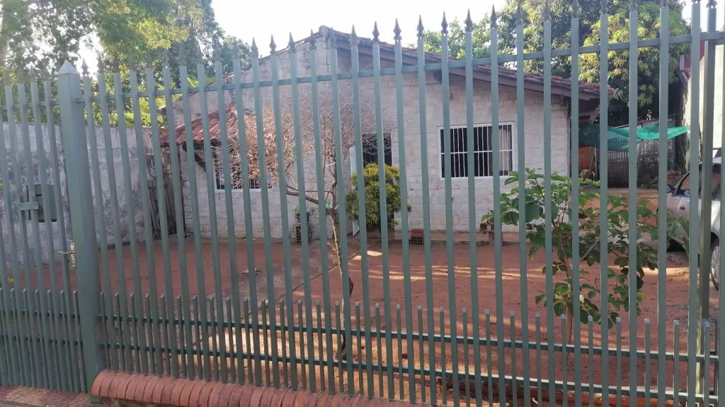 ESPECTACULAR CASA EN ZONA DE VILLA ELISA — foto 2