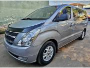 HERMOSA HYUNDAI STAREX 2.012 - GRIS