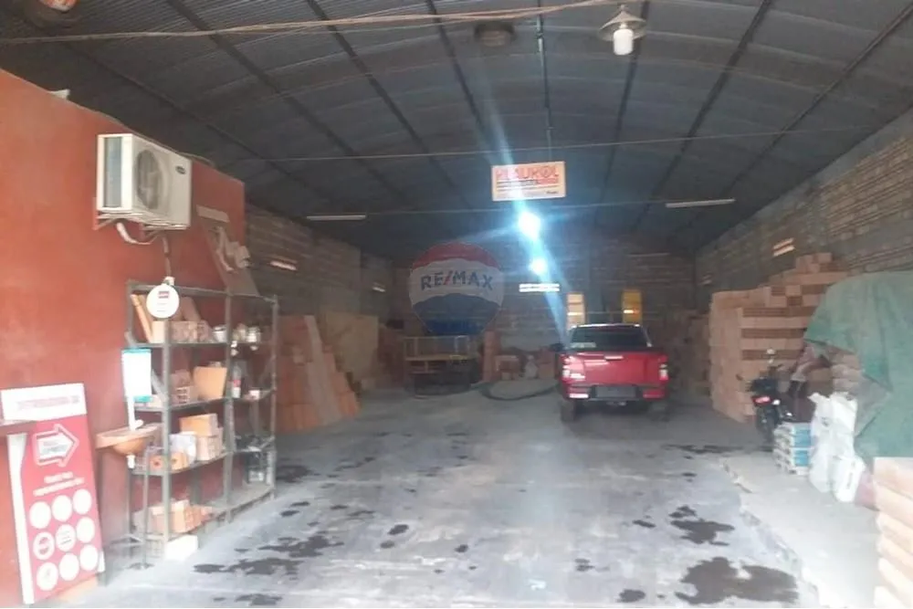 En venta Depósito Comercial en San Lorenzo — foto 2