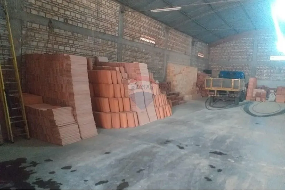 En venta Depósito Comercial en San Lorenzo — foto 3